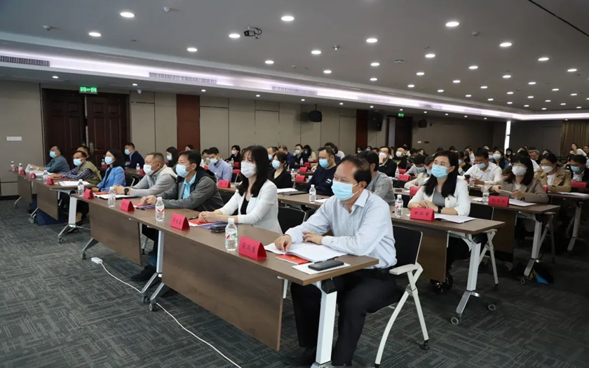 中信恒泰黨支部聯(lián)合中共南寧市青秀區(qū)委組織部、南寧市青秀區(qū)兩新組織黨工委舉辦學(xué)習(xí)貫徹黨的二十大精神宣講會